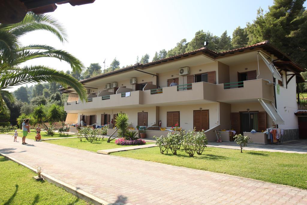 Elena Apartments & Studios Vourvourou Exteriör bild