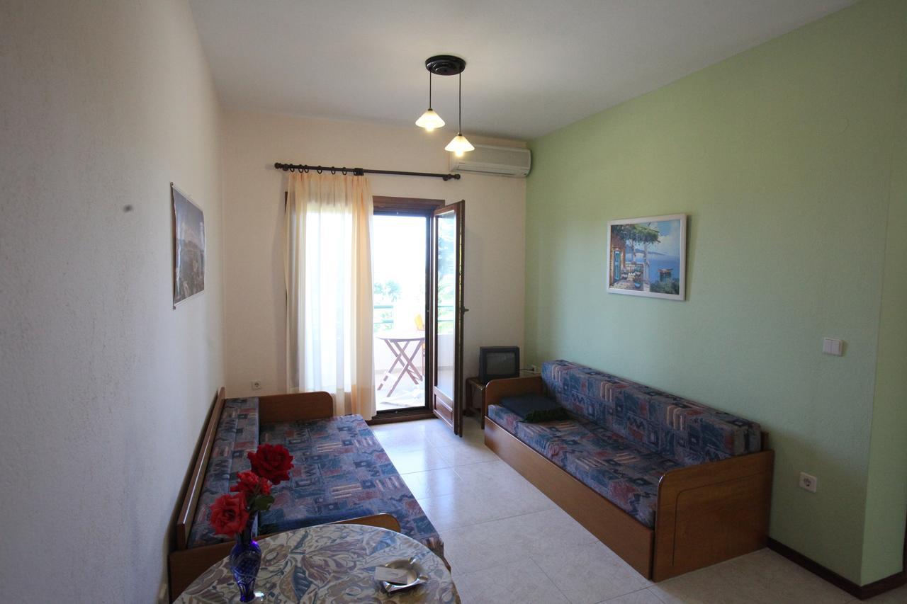 Elena Apartments & Studios Vourvourou Exteriör bild