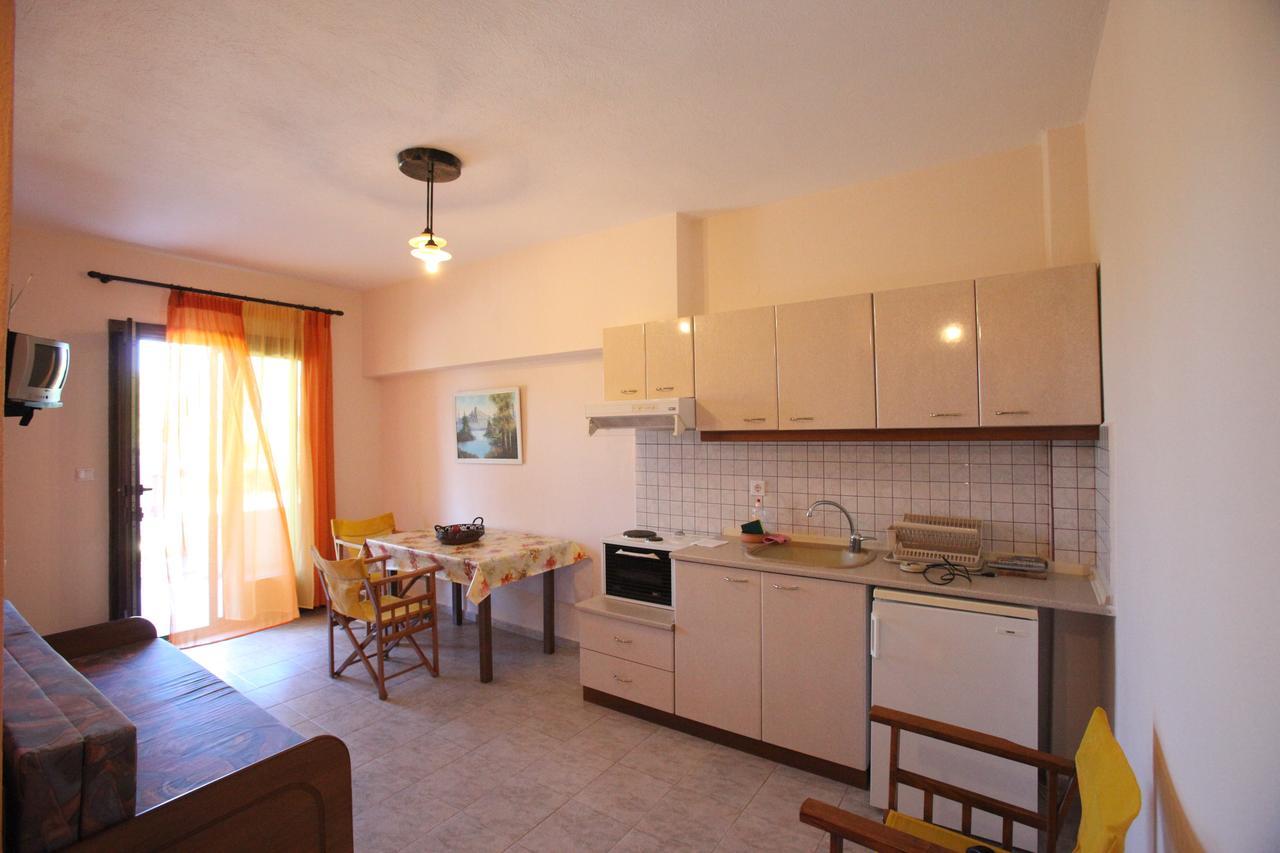 Elena Apartments & Studios Vourvourou Exteriör bild